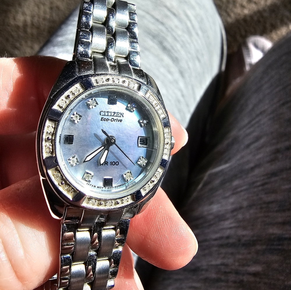 Women's Citizen eco drive watch - Picture 11 of 16